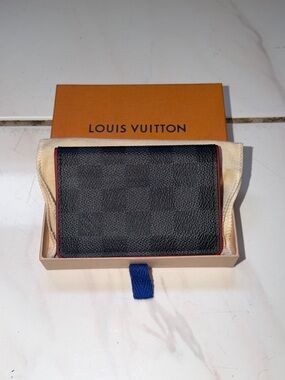 Authentic Louis Vuitton Damier Graphite Pocket Organizer – Bordeaux Interior